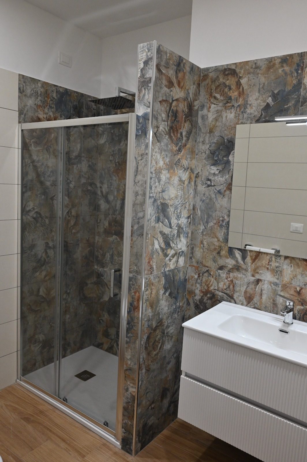Camera Tulipano — bagno, altra angolazione, B&B Villa Grazia